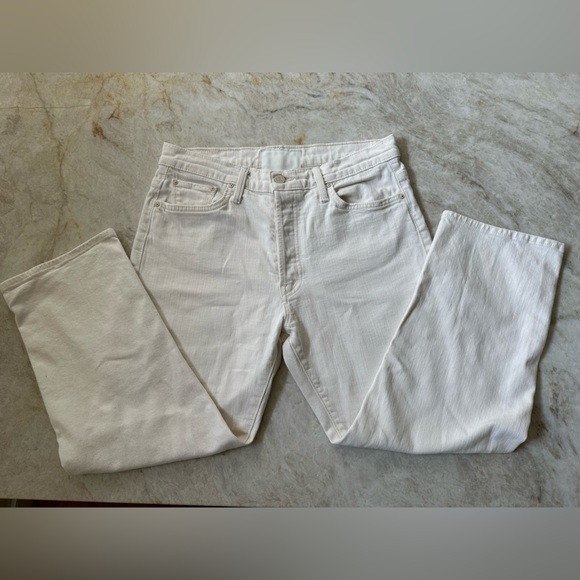 MOTHER Superior Ditcher Cropped Jeans in Act Natural - Picture 15 of 15